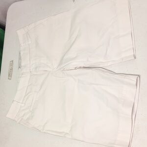 Women's NWT white Patagonia Bermuda shorts 100 percent organic cotton size 2